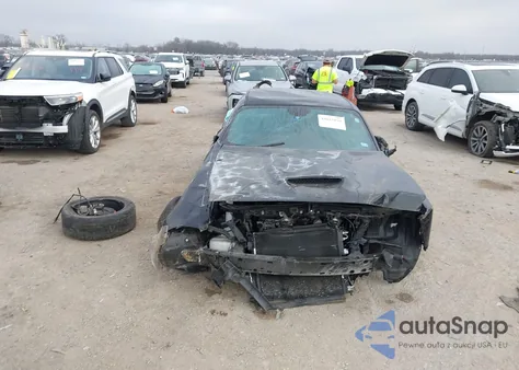 2022 Dodge Challenger R/T from USA, damaged, VIN 2C3CDZBT4NH196044